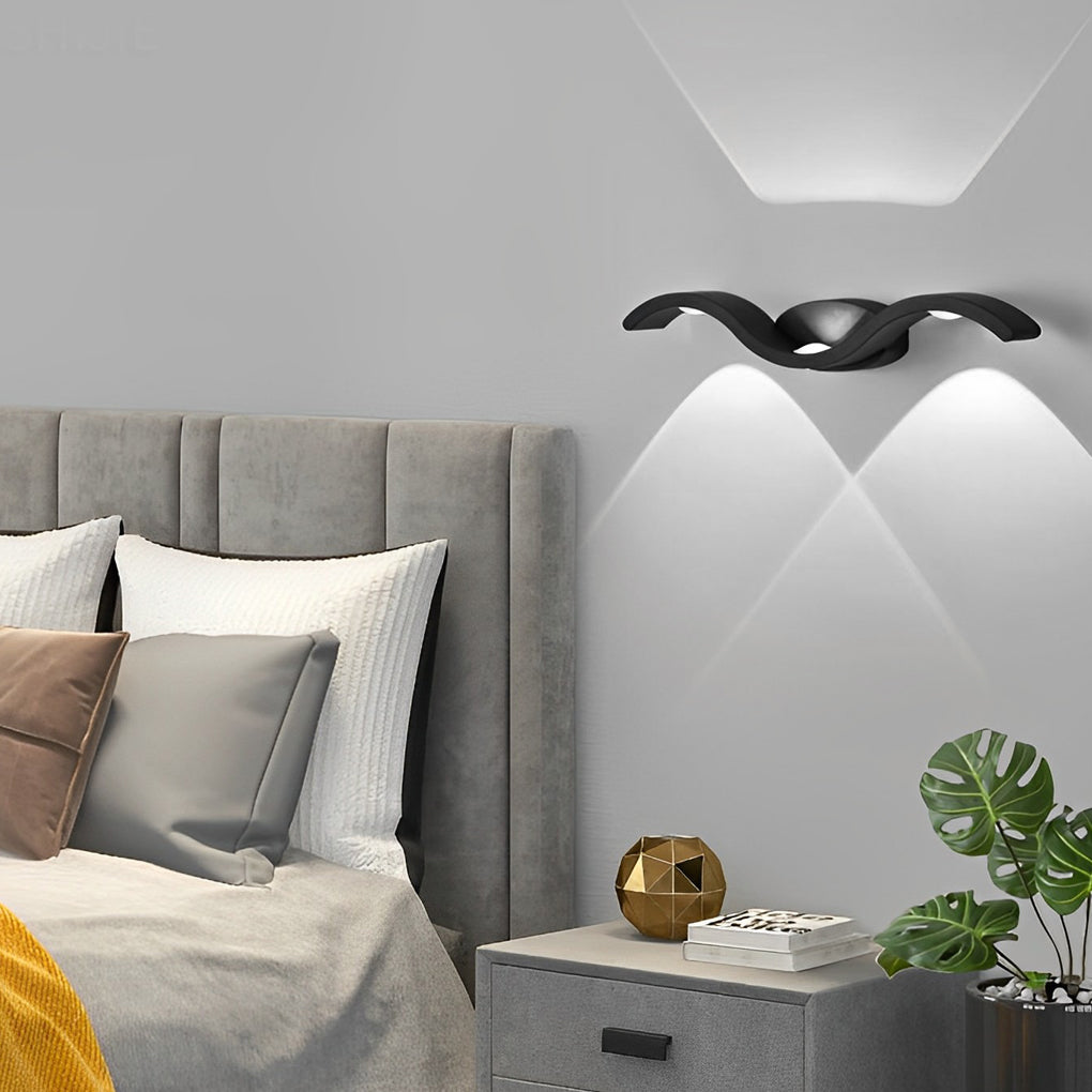 Black Die-Cast Aluminium Outdoor Wall Sconce — Warm White Up Down Beam