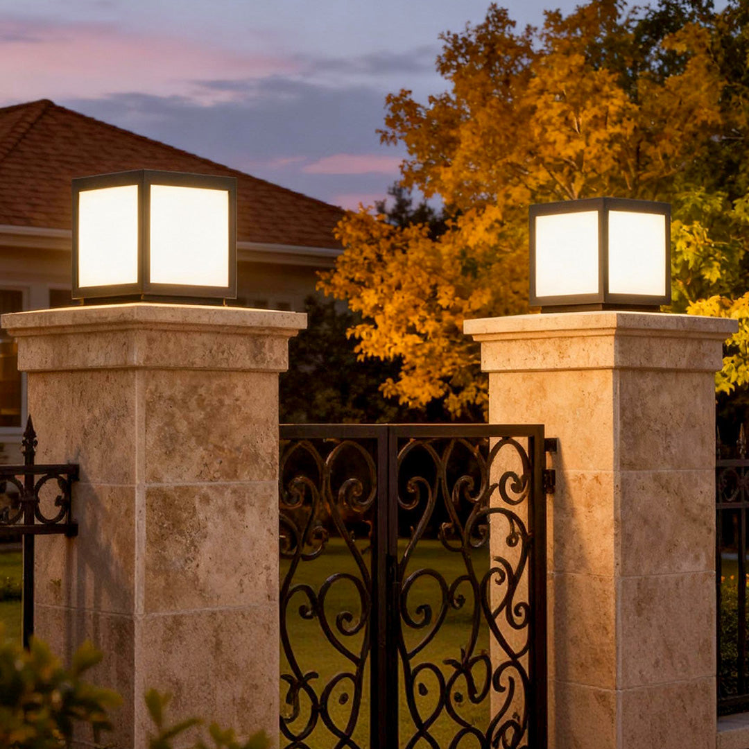 Black Geometric Solar Outdoor Wall Light — Pillar Mount Modern LED