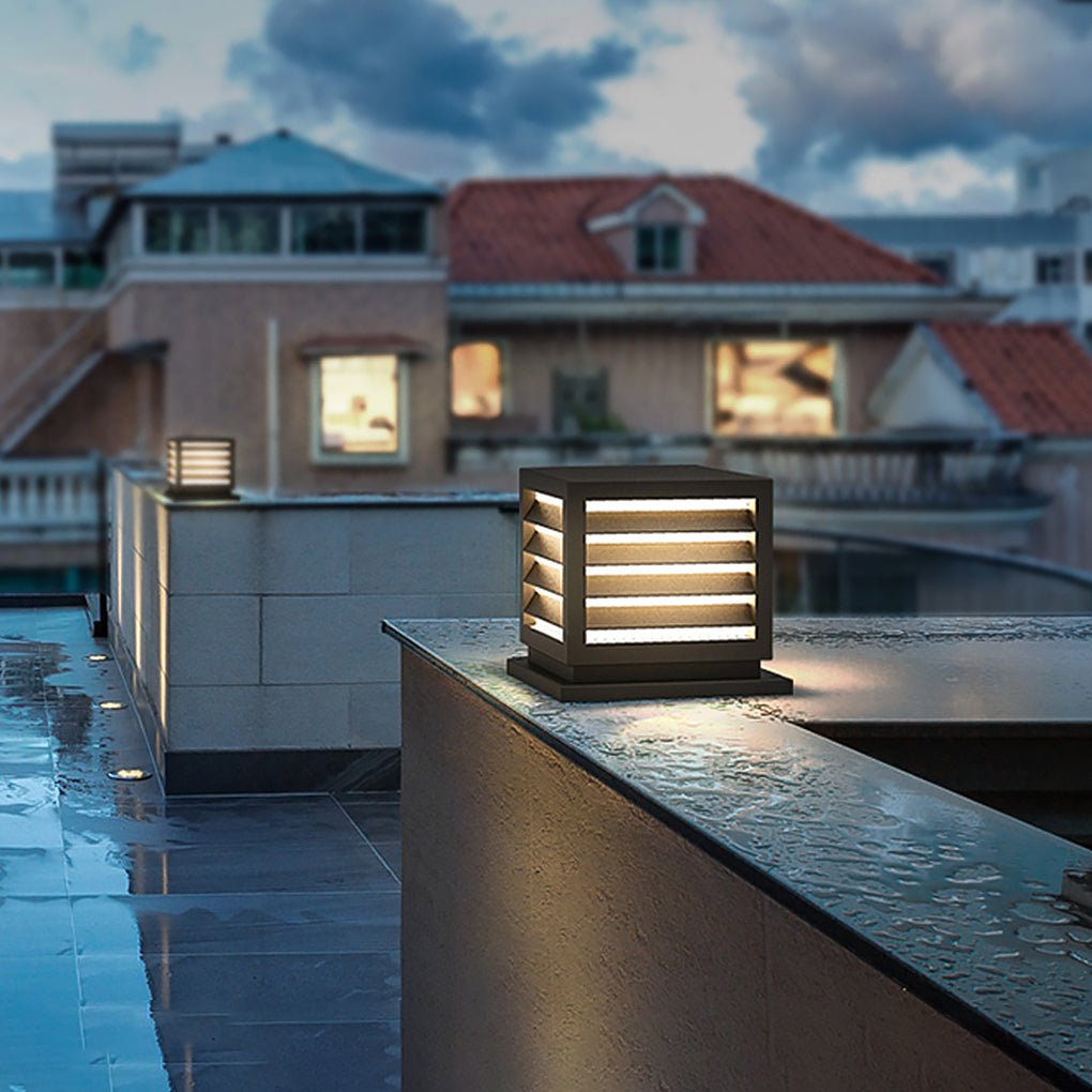 Solar Aluminium Outdoor Wall Light — IP54 Warm Ambient Hardwired Option